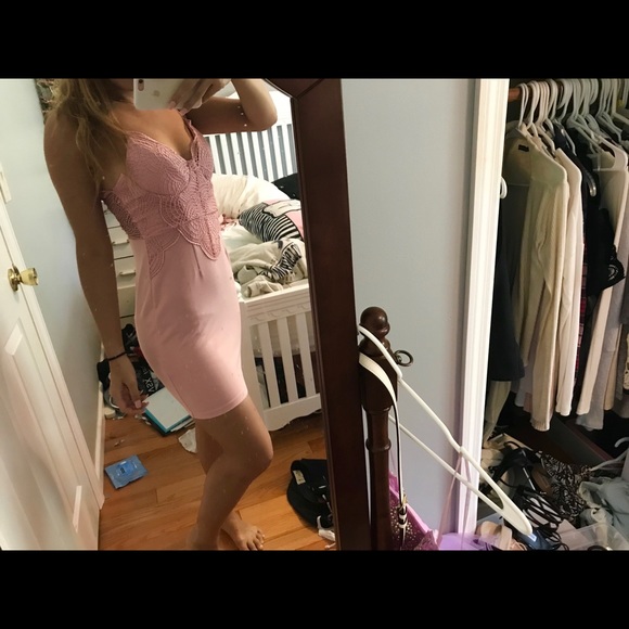 Meet your Posher, Anna - Picture 3 of 4